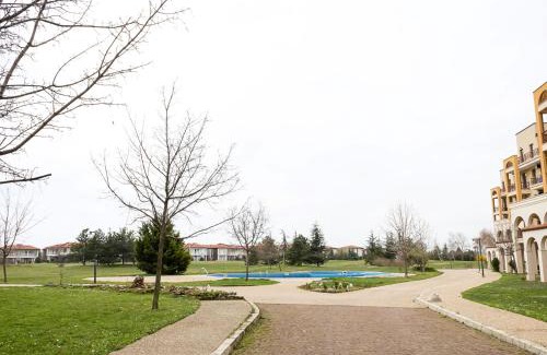 Balchik Apartment | Lighthouse Glof Resort - 1BD Apartment by Flat Mаnager