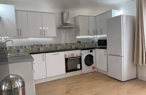 Dovercourt Apartment | Lighthouse Lodge by the sea