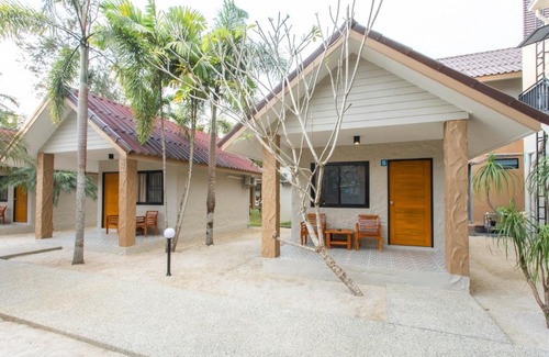 Khuekkhak Resort | Lightplus Khao Lak