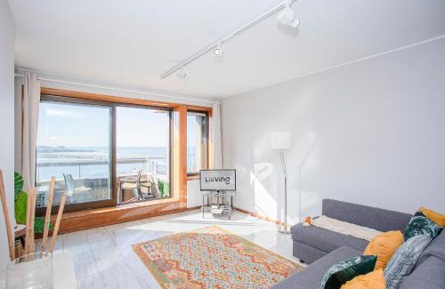 Aldoar Foz do Douro e Nevogilde Apartment | Liiiving in Porto | Sea & River View