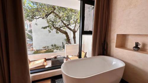 Gucheng House | Lijiang Old Town Yunqiu B&B