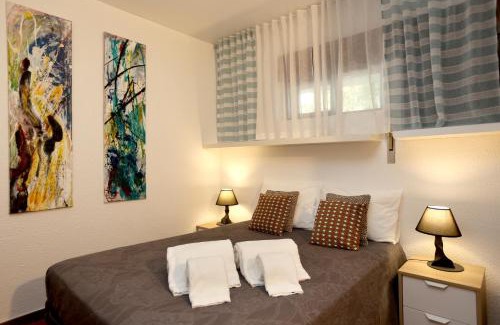 Carcavelos Apartment | Like-home-T1 Apt-Sea View, near the beach