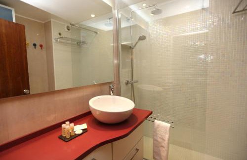 Carcavelos Apartment | Like-home-T1 Apt-Sea View, near the beach