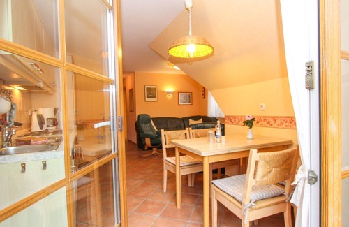 Zingst Apartment | Likedeeler 2, vacation apartment in the center of Zingst