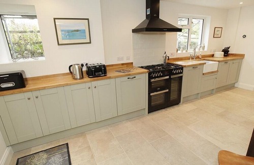 Port-Eynon House | Lilac House, Sleeping 5