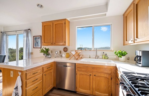 Arroyo Grande House | Lilly's Guest House on Hansen Hill