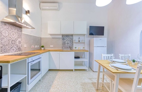 Madliena House | Lilly Townhouse Sliema