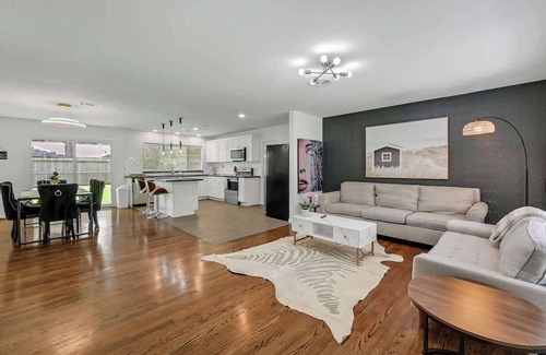 Houston House | Lilly’s Maison #4 Sum
