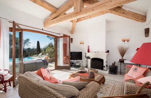 Roquefort-les-Pins Villa | Lily of the Valley Villa near St Paul de Vence