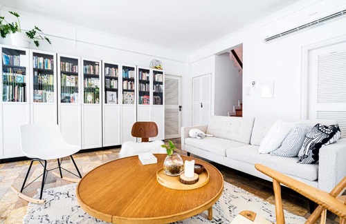 Ban Chang House | Lily Provenance, The Sea Close By