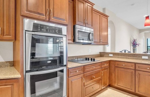 Burnt Store Villa | Lily Rose Villa 3-BR on canal with spectacular sunsets in beautiful Cape Coral