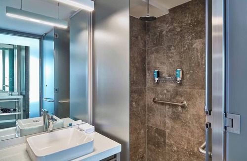 Leuro Hotel | Lima Getaway in Pet-Friendly Hotel with Indoor Pool in Miraflores