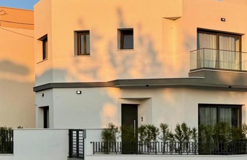 Potamos tis Germasogeias House | Limassol Urban Beach Retreat- 500m from the beach