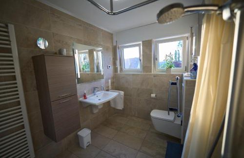 Limburg an der Lahn House | Limburger MiKa Zimmer & Garten & P & E-Ladestation