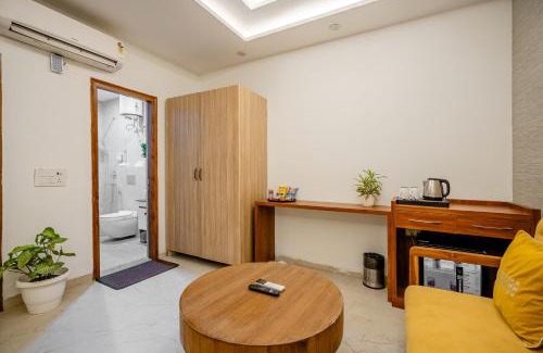 Greater Noida Apartment | Lime Tree 3BHK Service Apartment Near India Expo Mart Greater Noida