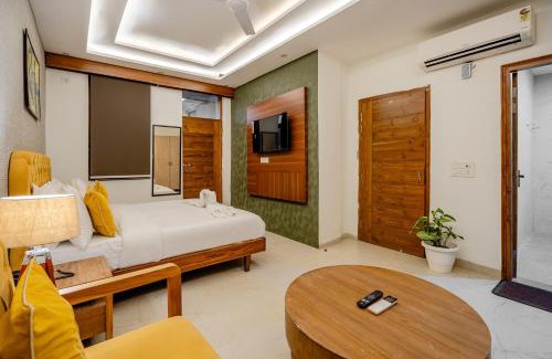 Greater Noida Apartment | Lime Tree 3BHK Service Apartment Near India Expo Mart Greater Noida