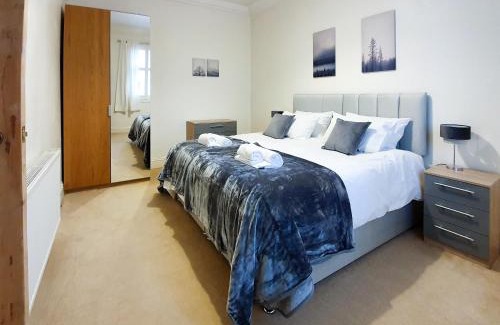 Dunfermline Apartment | Linburn House Apartment