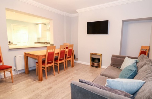 Lincoln House | LINCOLN HOUSE, pet friendly, character holiday cottage in Lincoln