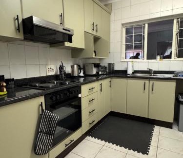 Pinetown House | Lincoln Place, Farningham Ridge