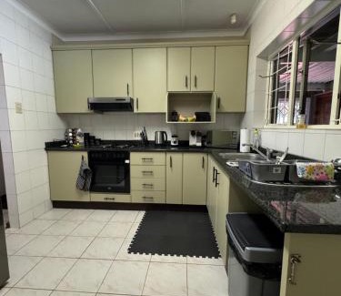 Pinetown House | Lincoln Place, Farningham Ridge