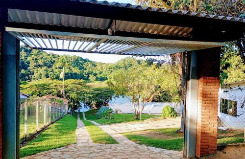 Joanopolis House | Linda casa com acesso a Represa (Rancho do Galego)