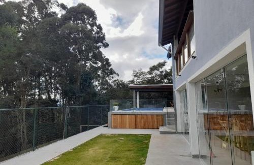 Itupeva House | Linda Casa de hóspedes em condomínio