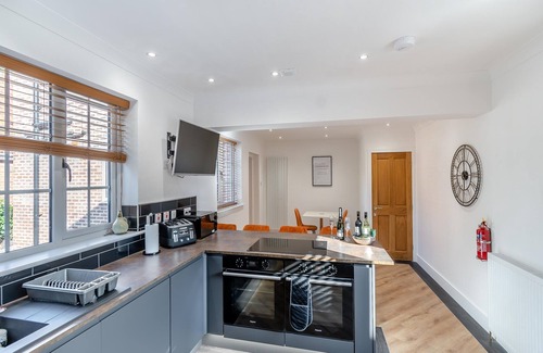 Bridlington Cottage | Lindengarth is located just 20 minute’s walk from Bridlington seafront.
