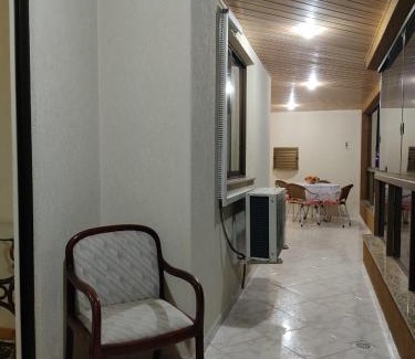 Andorinha Apartment | LINDO AP NA RUA 252, NO CORAÇÃO DE MEIA PRAIA