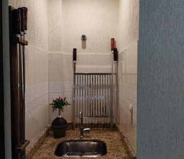 Andorinha Apartment | LINDO AP NA RUA 252, NO CORAÇÃO DE MEIA PRAIA