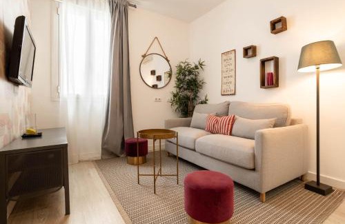 Barrio de las Letras Apartment | Lindo en Madrid