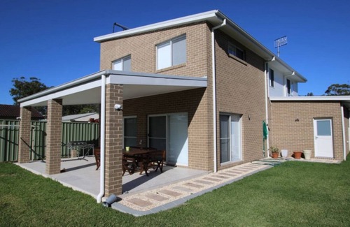 Hawks Nest House | LindyLoo 13 Binda St, Hawks Nest