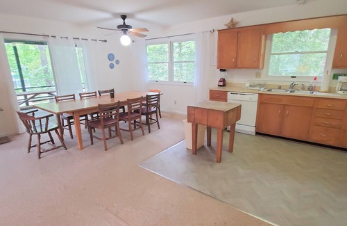 The Pines House | LINENS INCLUDED! ENOUGH ROOM FOR THE WHOLE FAMILY! RENT TODAY!