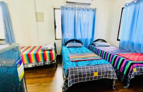 Basdiot Bed & Breakfast | Lion Dive Resort