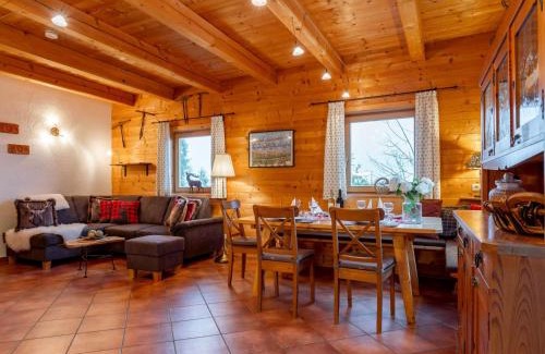 Aufhausen Ski Chalet | Lisa und Emely
