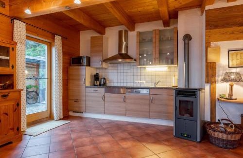 Aufhausen Ski Chalet | Lisa und Emely