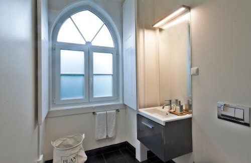 Misericordia Apartment | Lisbon Canaan Boutique Apartments Gaivotas by Get Your Stay