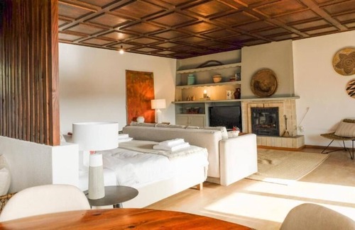 Oeiras Other | Lisbon Country Villa - Apartment with large double bed