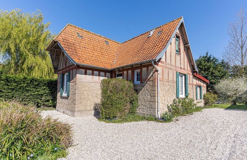 Blonville-sur-Mer House | Listed house 8/9 pers with jacuzzi 100m from the beach and trade