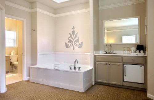 Ashland Resort | Lithia Springs Resort