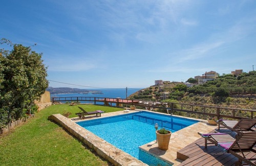 Megala Chorafia Villa | Lithos - Three Bedroom Villa, Sleeps 5