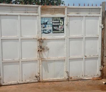 Mityana Hotel | Little Five Guest House