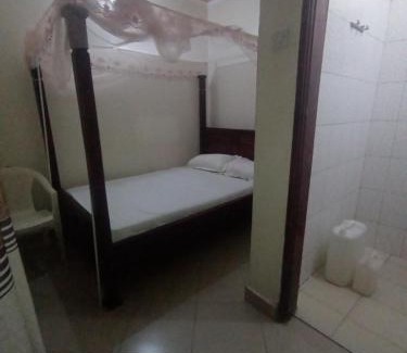 Mityana Hotel | Little Five Guest House