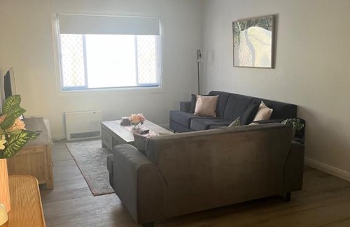 Broken Hill House | Little Gem On Williams