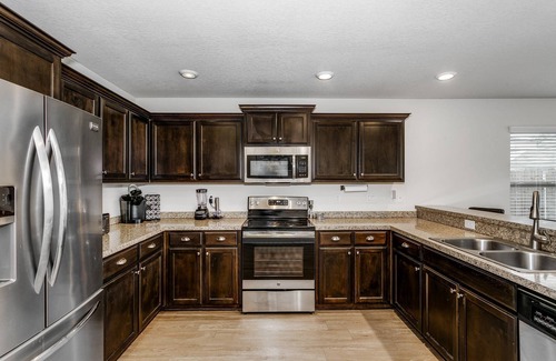 Warrington House | Little Gem |Reduced Rates |Extended Stays Accepted |5 Min to NAS & Downtown Pensacola |Fenced Yard