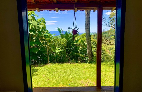 Itapeva Cottage | Little house Azul in the Mantiqueira mountains, in the middle of nature