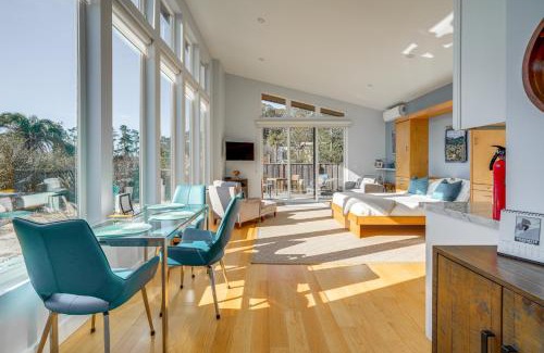 El Granada Apartment | Little House By the Sea Steps to Surfers Beach!