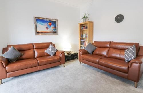 Stranraer House | Little Ireland