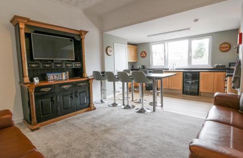 Stranraer House | Little Ireland