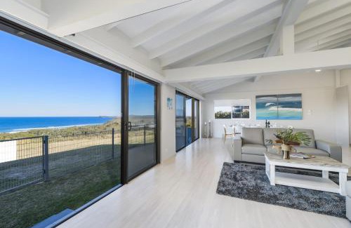 Bonny Hills House | Little Ocean Paradise