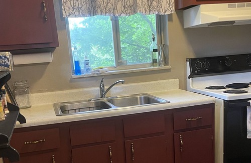 Dayton Apartment | Little Reflections, One bedroom apt